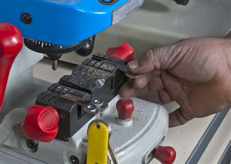 key cutting harrow repair.